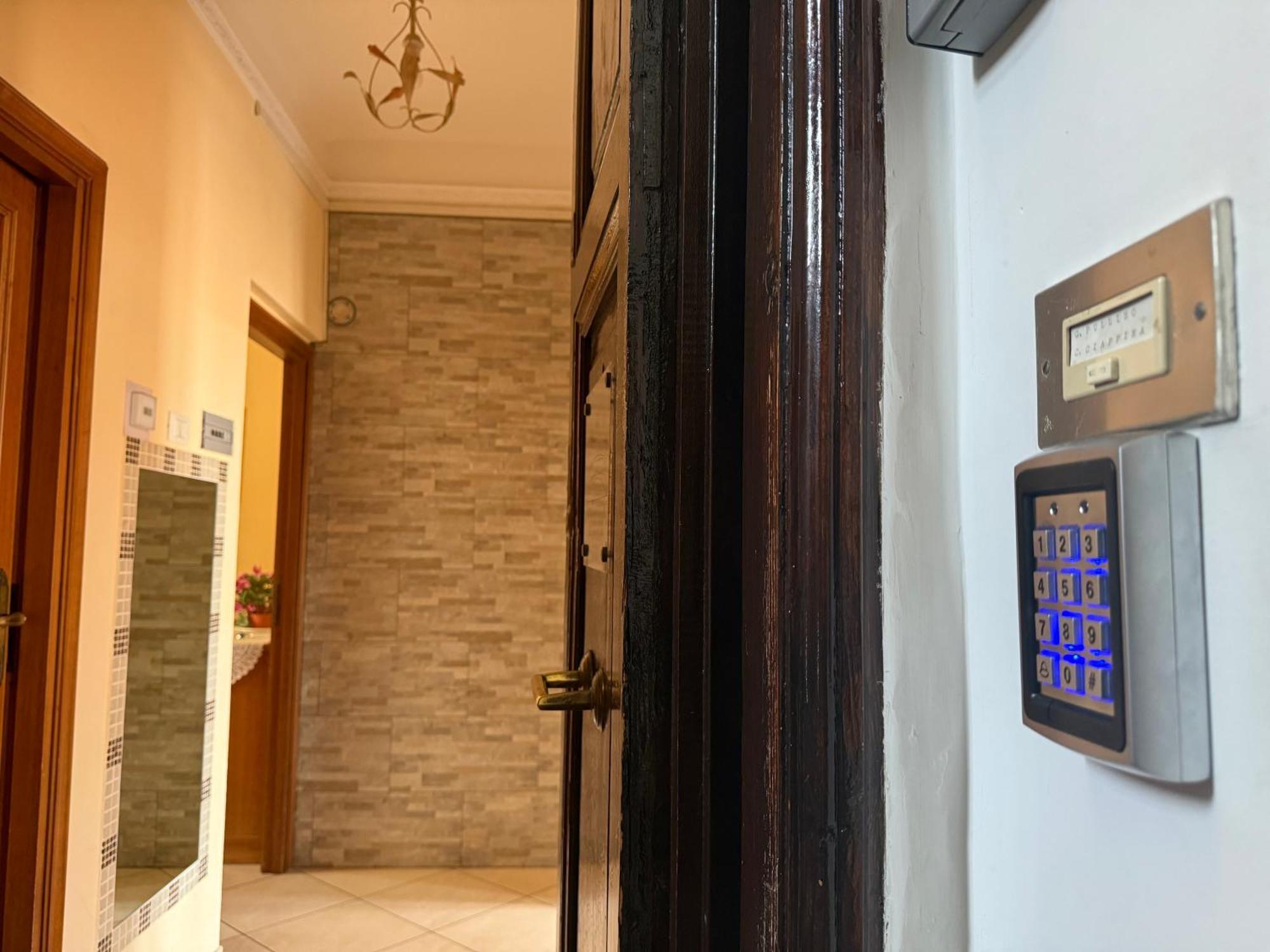 Anthony House, Anthony Floor 3, Castro Pretorio Apartment Roma Ngoại thất bức ảnh